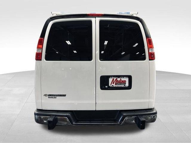 2019 Chevrolet Express Cargo Van Vehicle Photo in MEDINA, OH 44256-9631