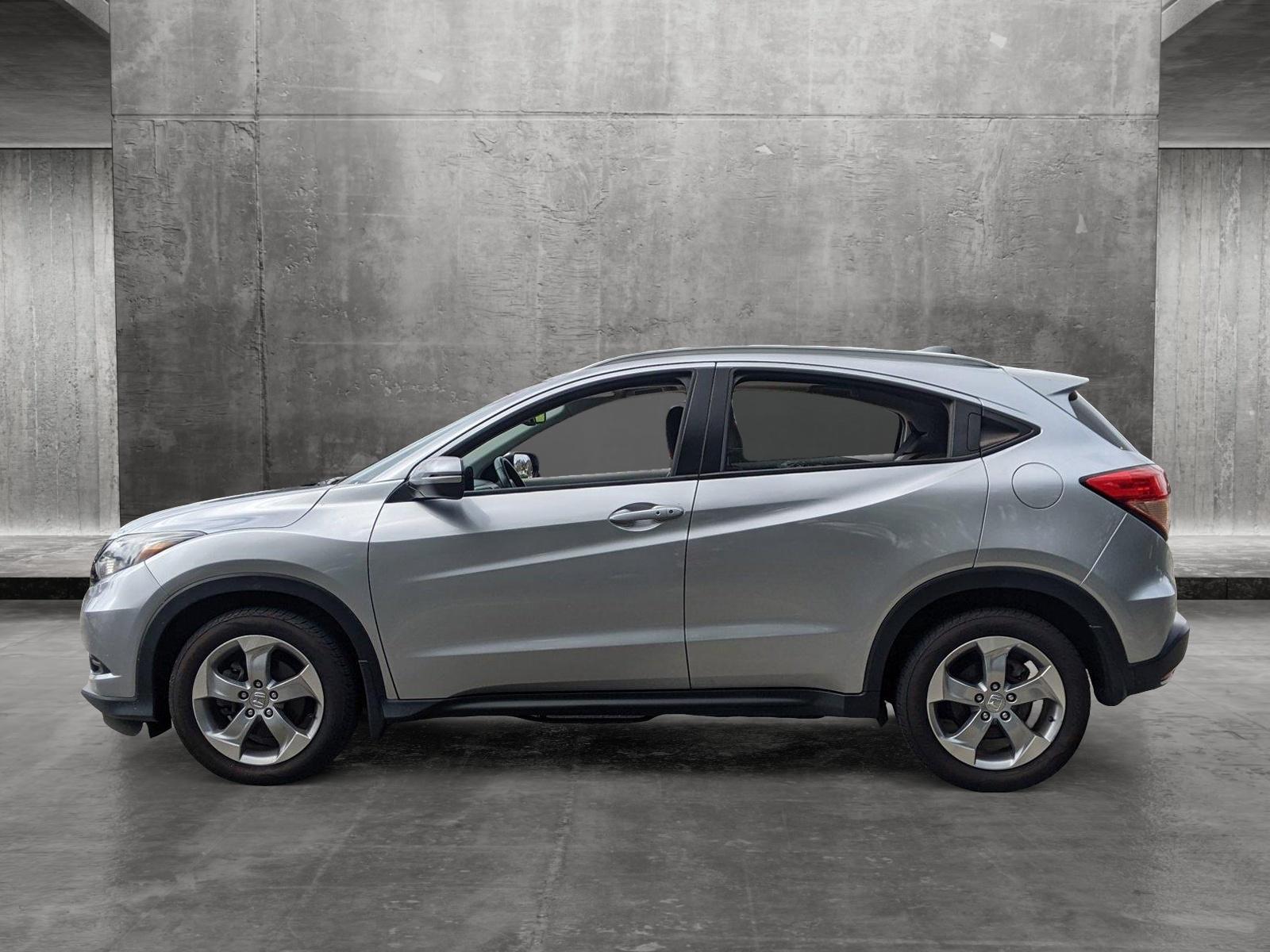 2017 Honda HR-V Vehicle Photo in PEMBROKE PINES, FL 33024-6534