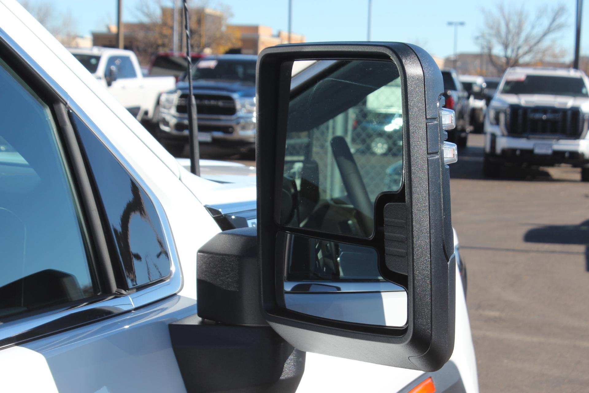 2025 GMC Sierra 2500 HD Vehicle Photo in AURORA, CO 80012-4011