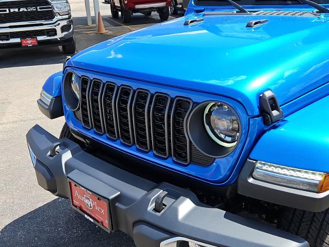 2024 Jeep Gladiator Vehicle Photo in San Angelo, TX 76901