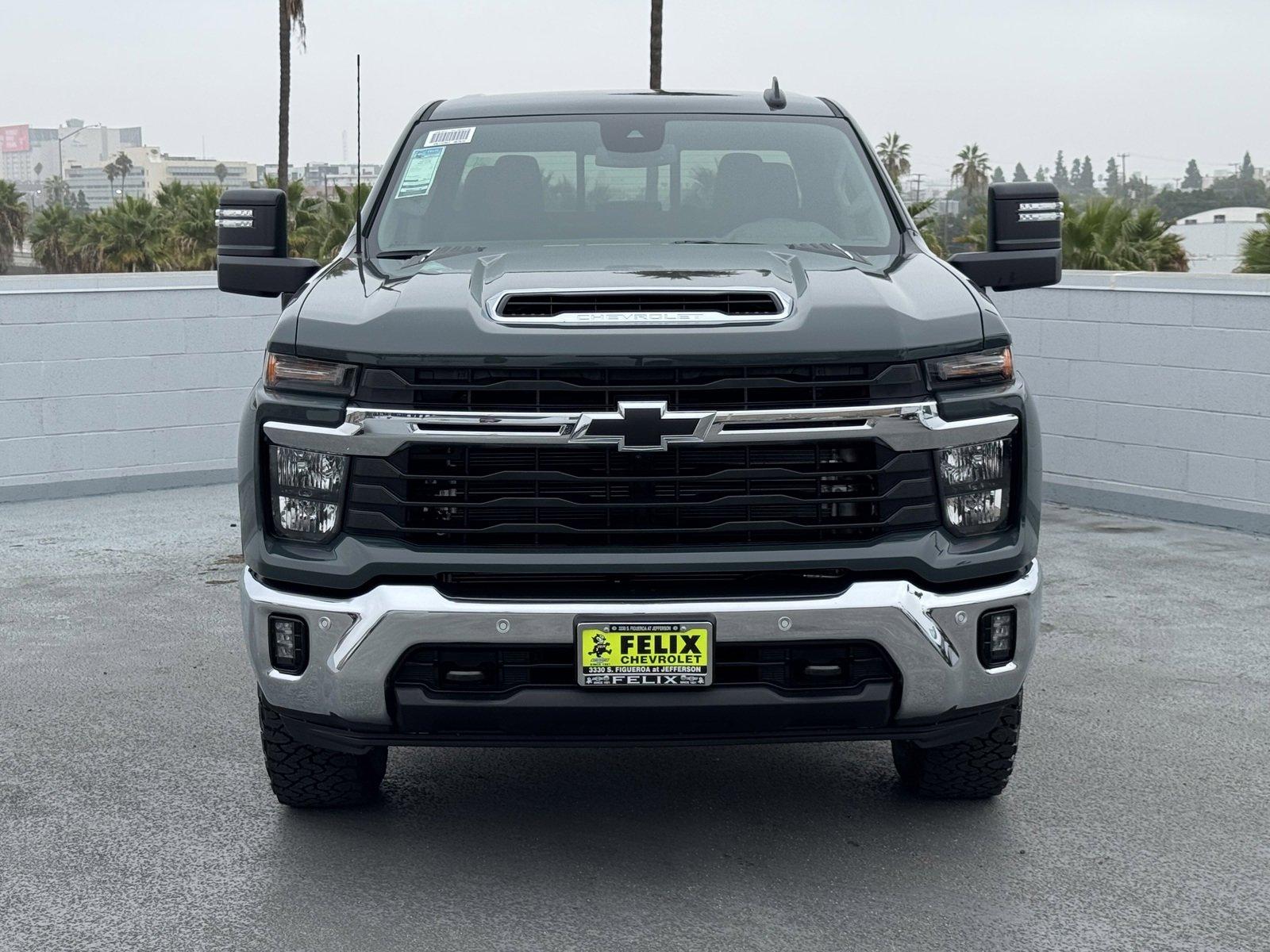 2025 Chevrolet Silverado 2500 HD Vehicle Photo in LOS ANGELES, CA 90007-3794