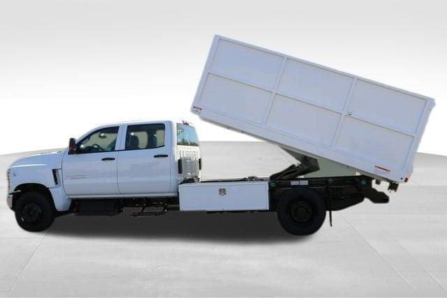 2023 Chevrolet Silverado 4500 Medium Duty Chassis Cab Vehicle Photo in Salem, OR 97301