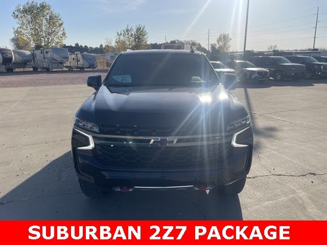 Used 2022 Chevrolet Suburban Z71 with VIN 1GNSKDKD8NR330263 for sale in Lennox, SD