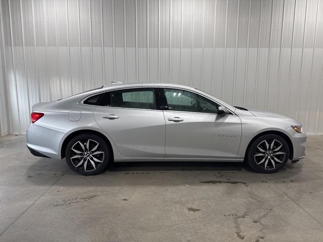 Used 2018 Chevrolet Malibu 1LT with VIN 1G1ZD5ST5JF284734 for sale in Glenwood, Minnesota