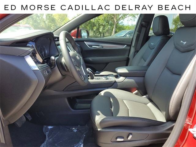 2024 Cadillac XT5 Vehicle Photo in DELRAY BEACH, FL 33483-3294