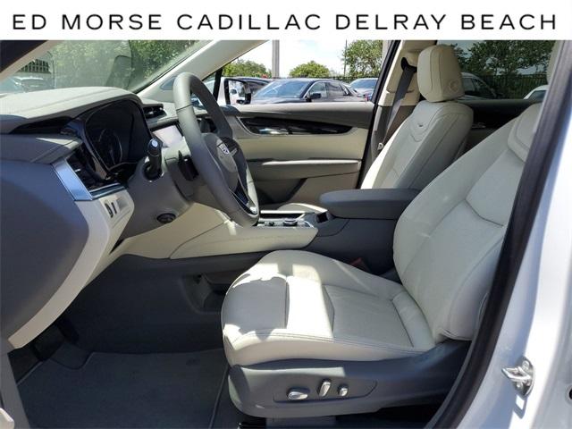 2024 Cadillac XT6 Vehicle Photo in DELRAY BEACH, FL 33483-3294