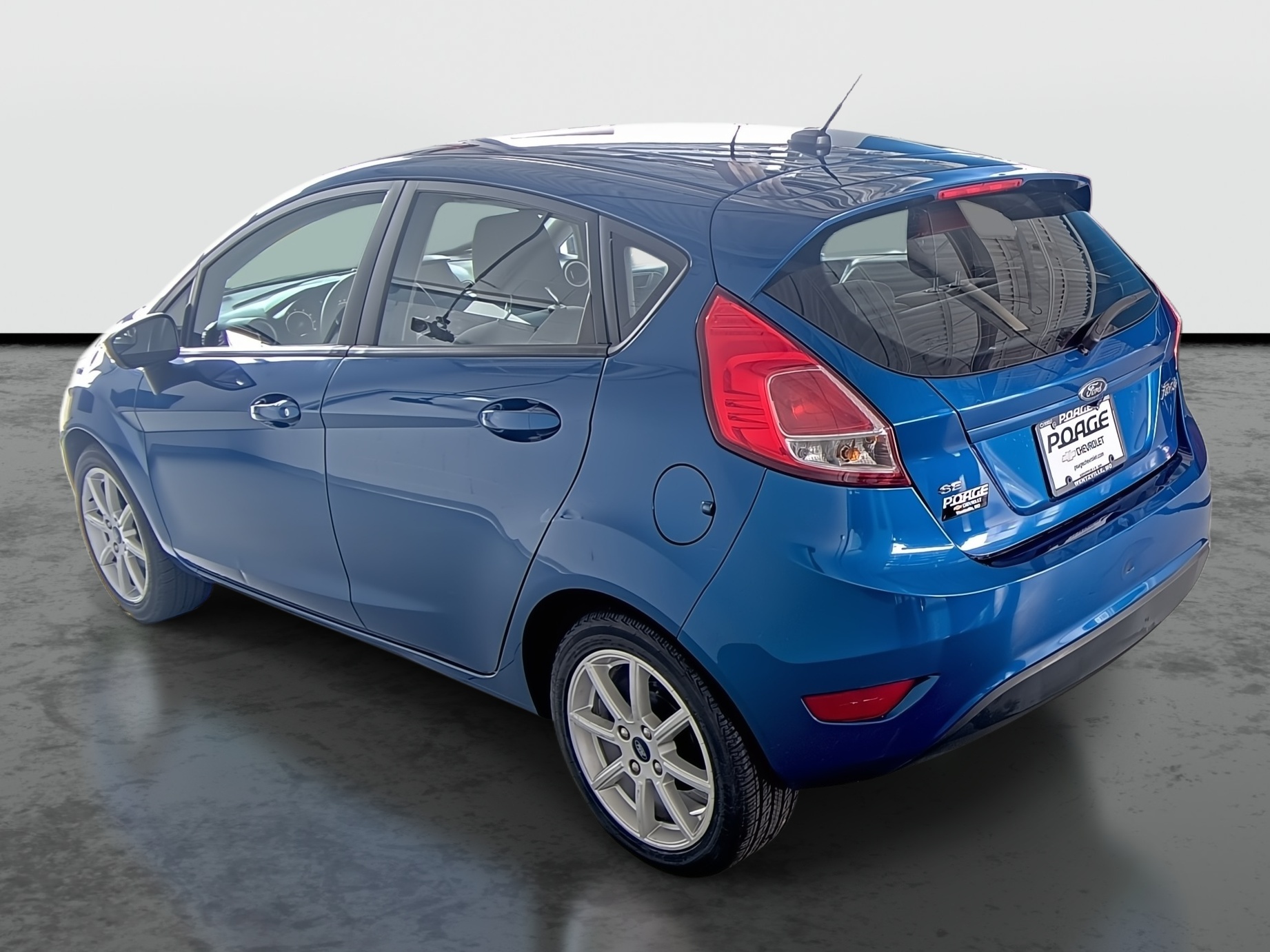 Used 2019 Ford Fiesta SE with VIN 3FADP4EJ1KM133555 for sale in Wentzville, MO