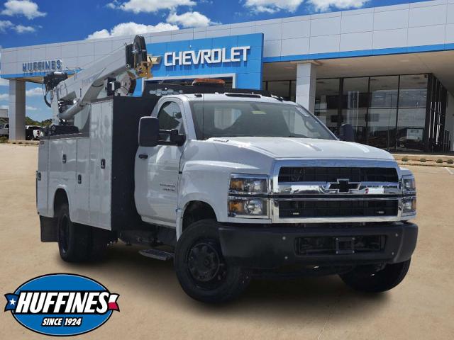 2023 Chevrolet Silverado Chassis Cab Vehicle Photo in LEWISVILLE, TX 75067