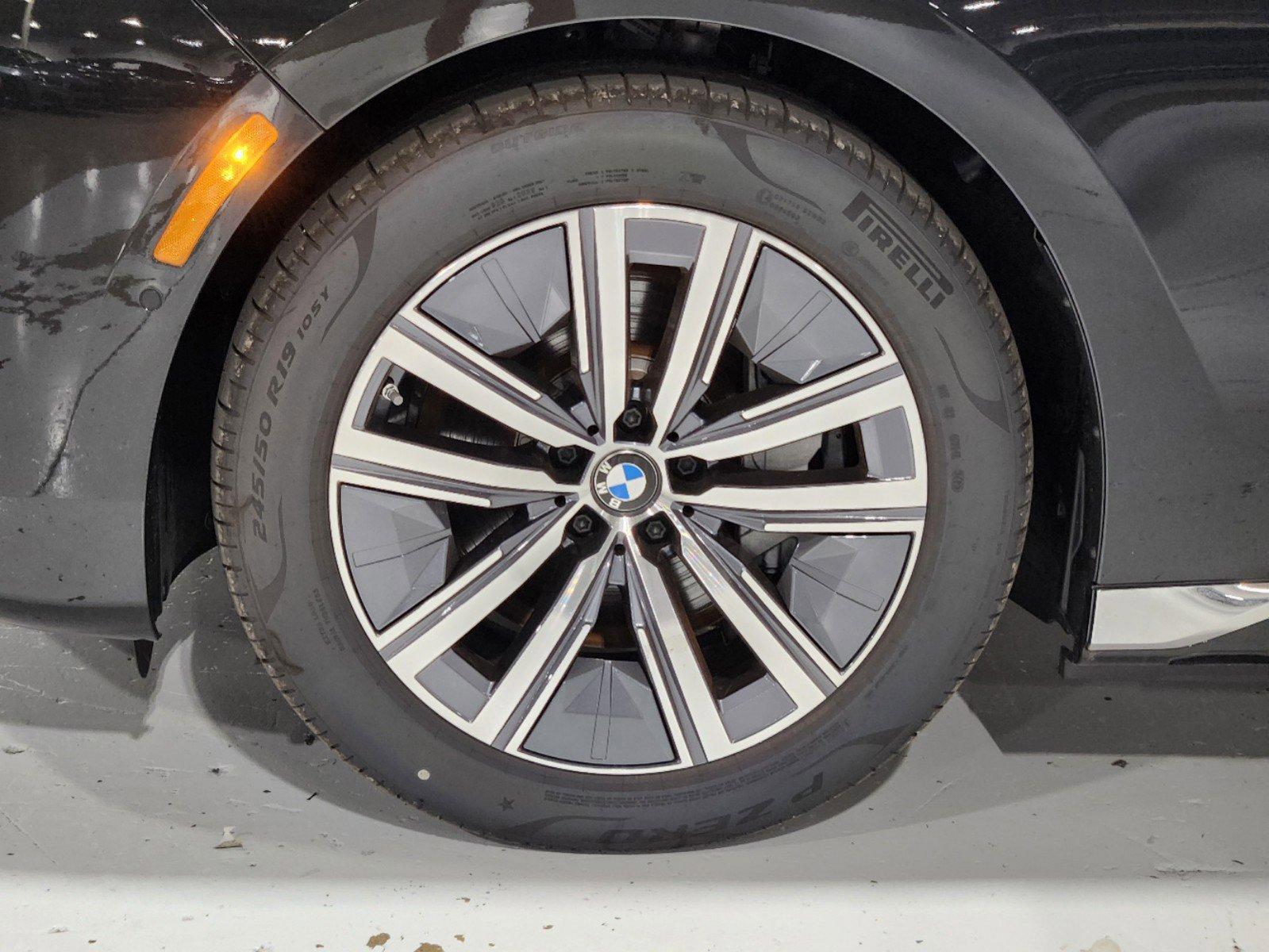 2024 BMW i7 Vehicle Photo in GRAPEVINE, TX 76051