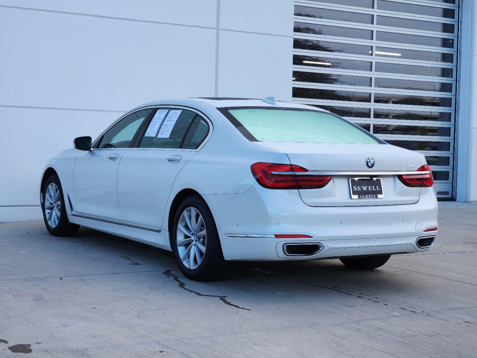 2017 BMW 740i Vehicle Photo in PLANO, TX 75024