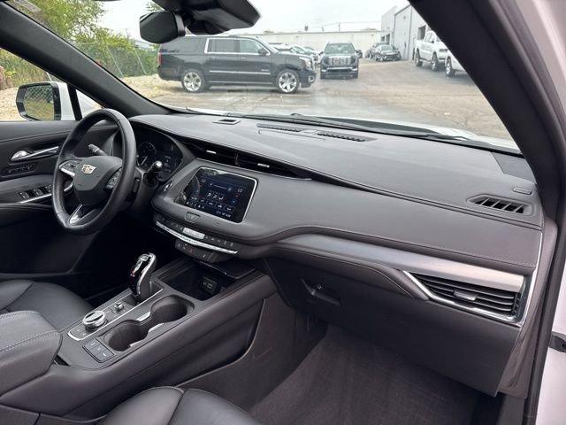 2021 Cadillac XT4 Vehicle Photo in MEDINA, OH 44256-9631