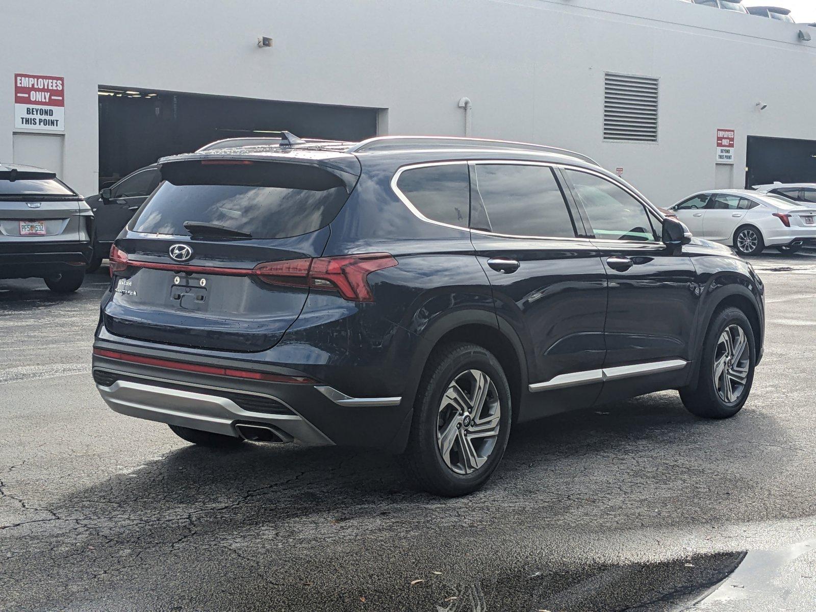 2021 Hyundai Santa Fe Vehicle Photo in WEST PALM BEACH, FL 33407-3296