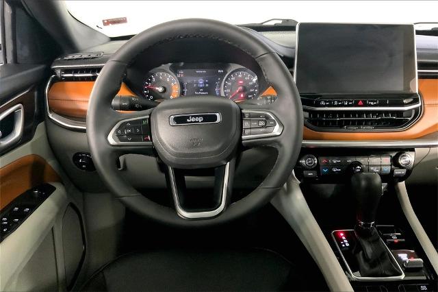 2023 Jeep Compass Vehicle Photo in Kansas City, MO 64114