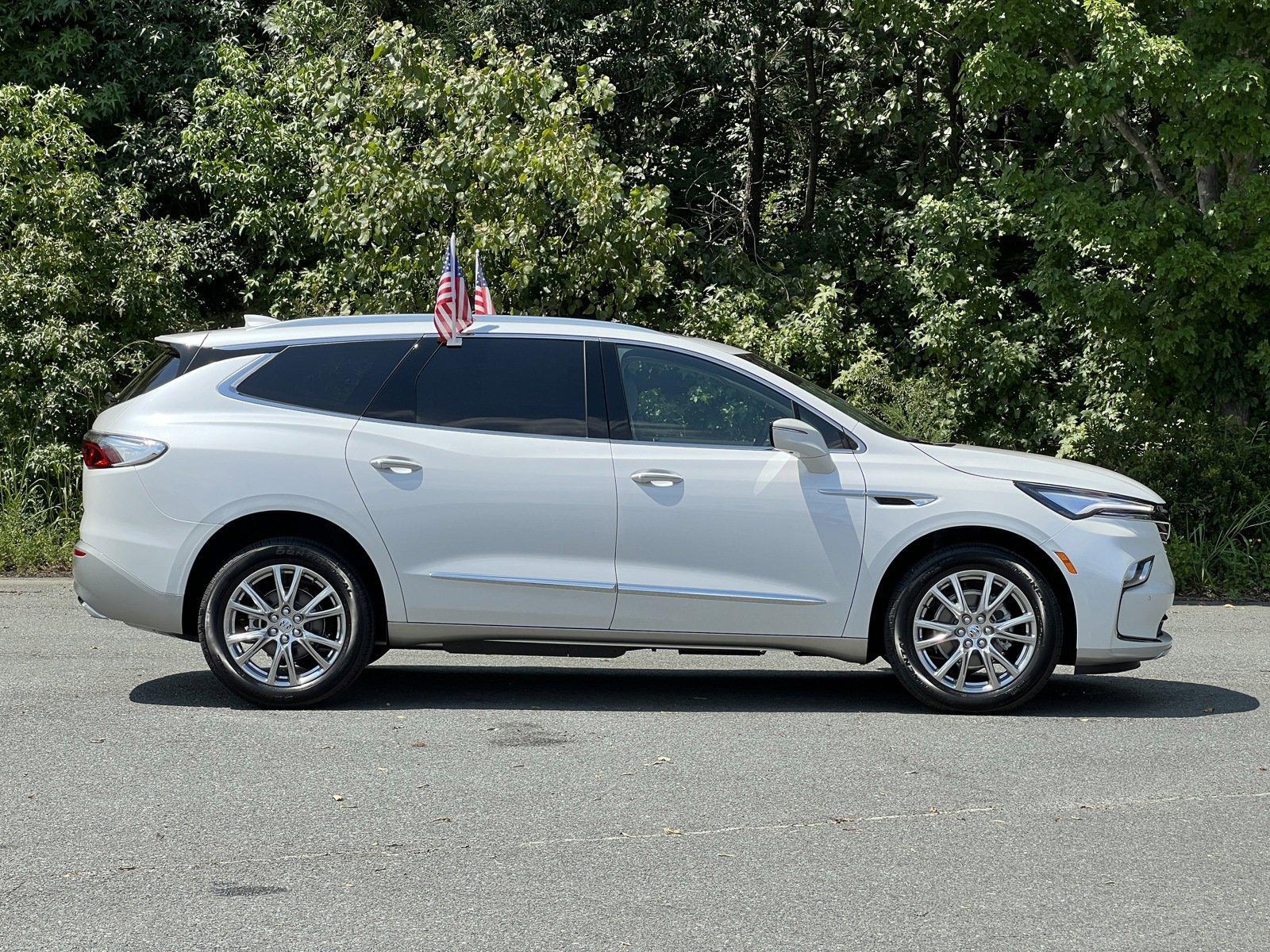 2024 Buick Enclave Vehicle Photo in MONROE, NC 28110-8431