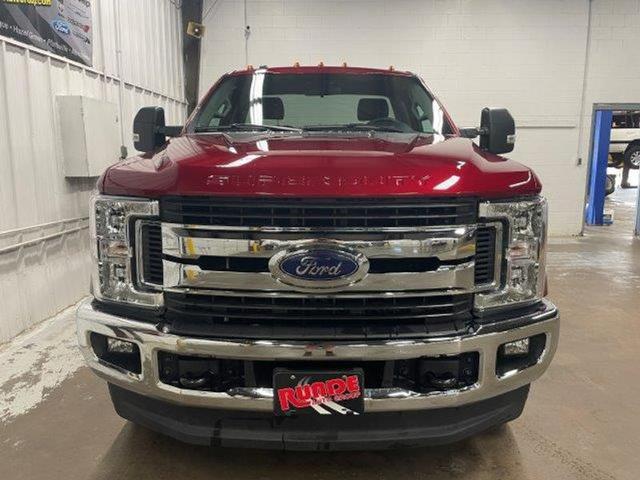 Used 2019 Ford F-250 Super Duty XLT with VIN 1FTBF2B61KEG68156 for sale in Manchester, IA