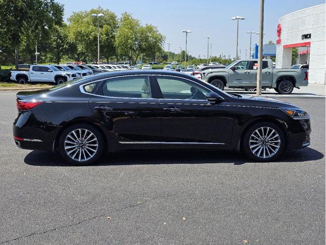 2017 Kia Cadenza Vehicle Photo in Auburn, AL 36832-6638