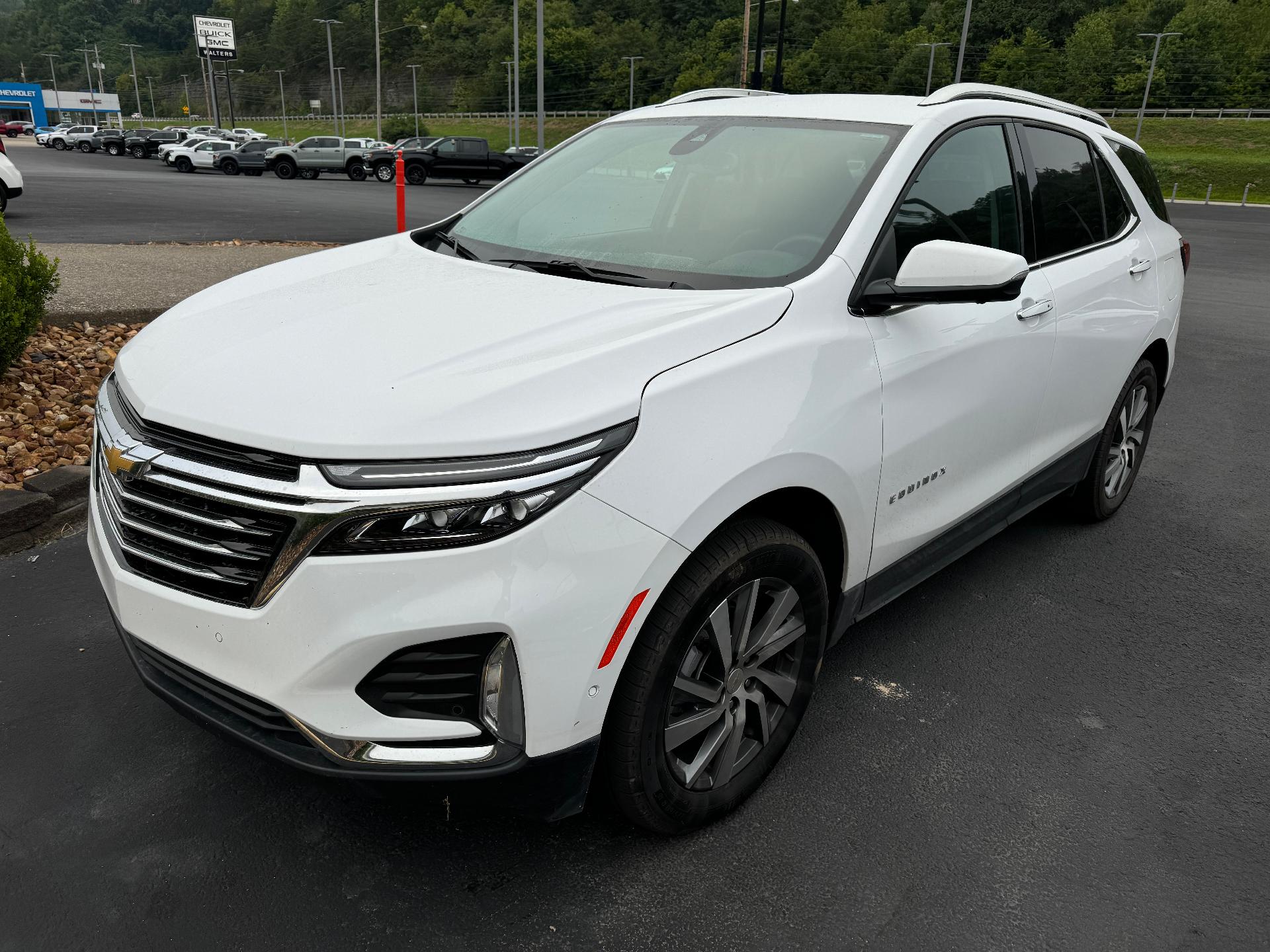 Used 2024 Chevrolet Equinox Premier with VIN 3GNAXXEG7RL168112 for sale in Pikeville, KY