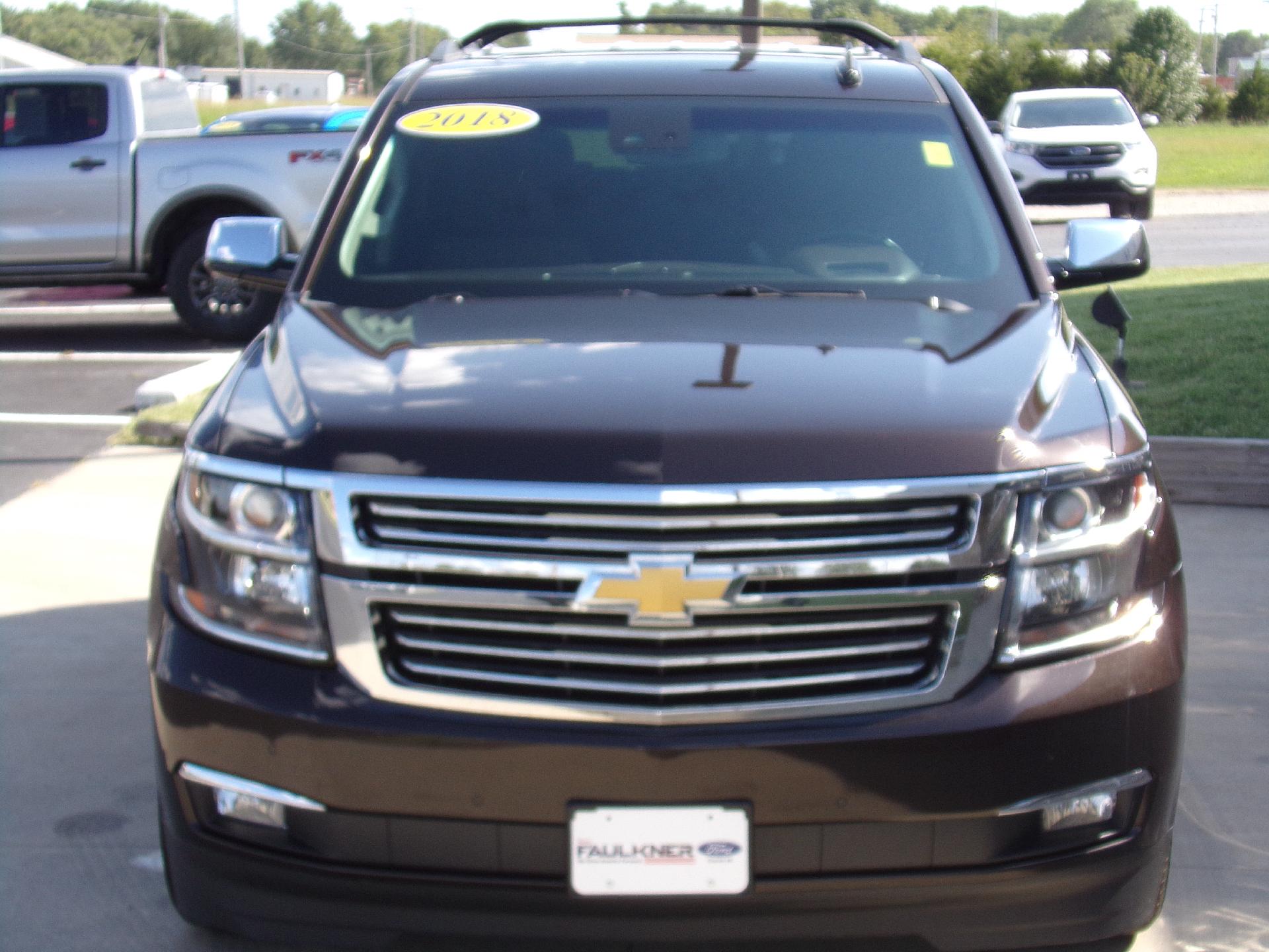 Used 2018 Chevrolet Tahoe Premier with VIN 1GNSKCKC4JR139872 for sale in Chanute, KS