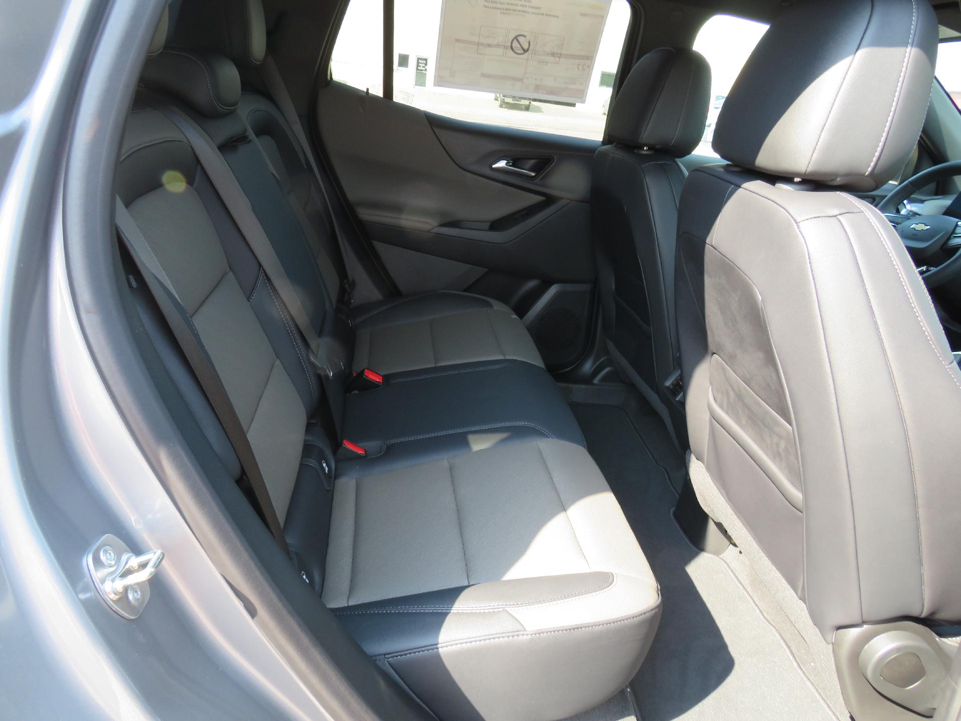 2025 Chevrolet Equinox Vehicle Photo in MAPLETON, IA 51034-1072