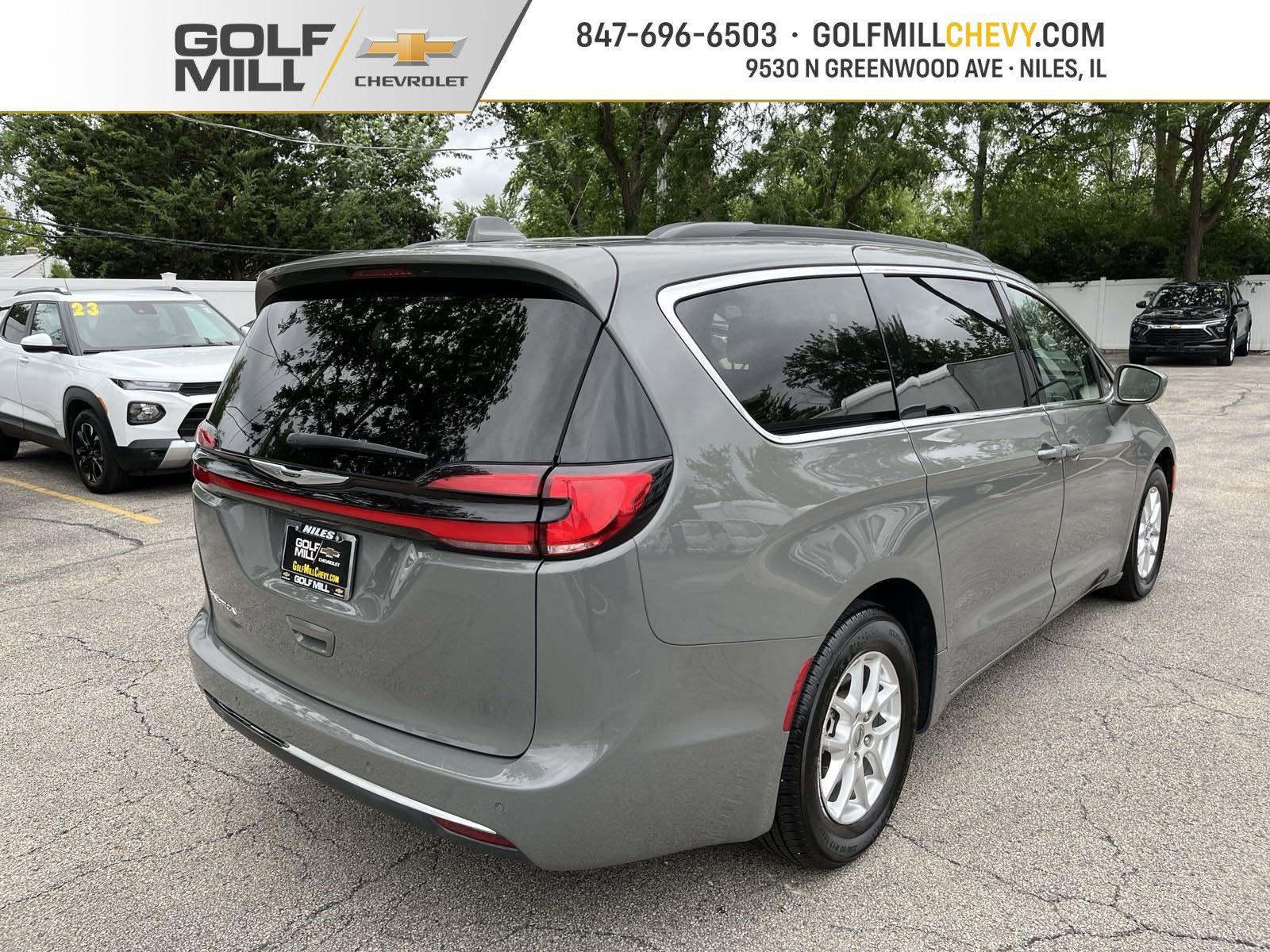 2022 Chrysler Pacifica Vehicle Photo in Saint Charles, IL 60174