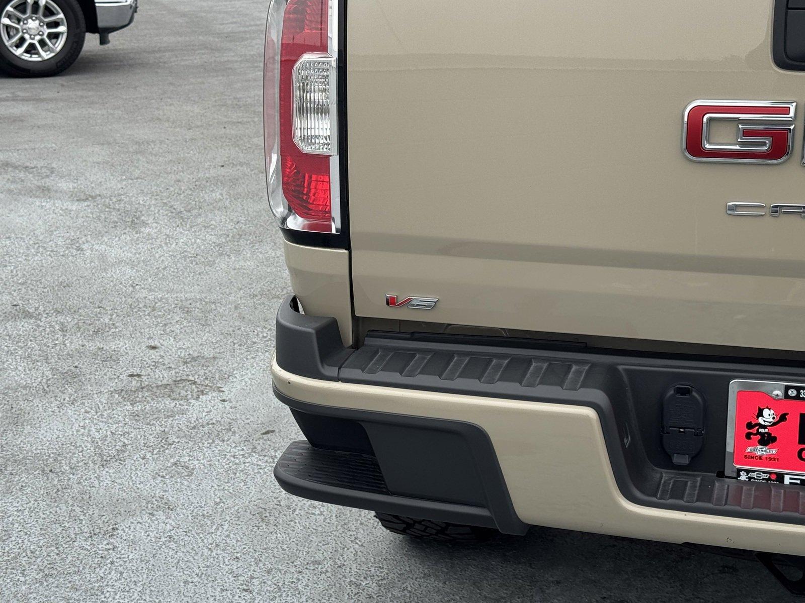 2022 GMC Canyon Vehicle Photo in LOS ANGELES, CA 90007-3794