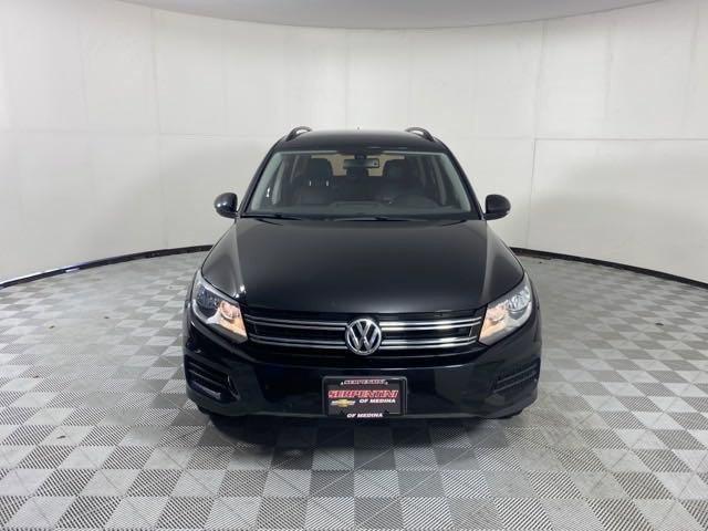 2017 Volkswagen Tiguan Vehicle Photo in MEDINA, OH 44256-9001