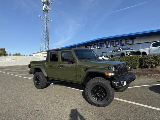 Used 2023 Jeep Gladiator Sport S with VIN 1C6HJTAG5PL548749 for sale in Federal Way, WA