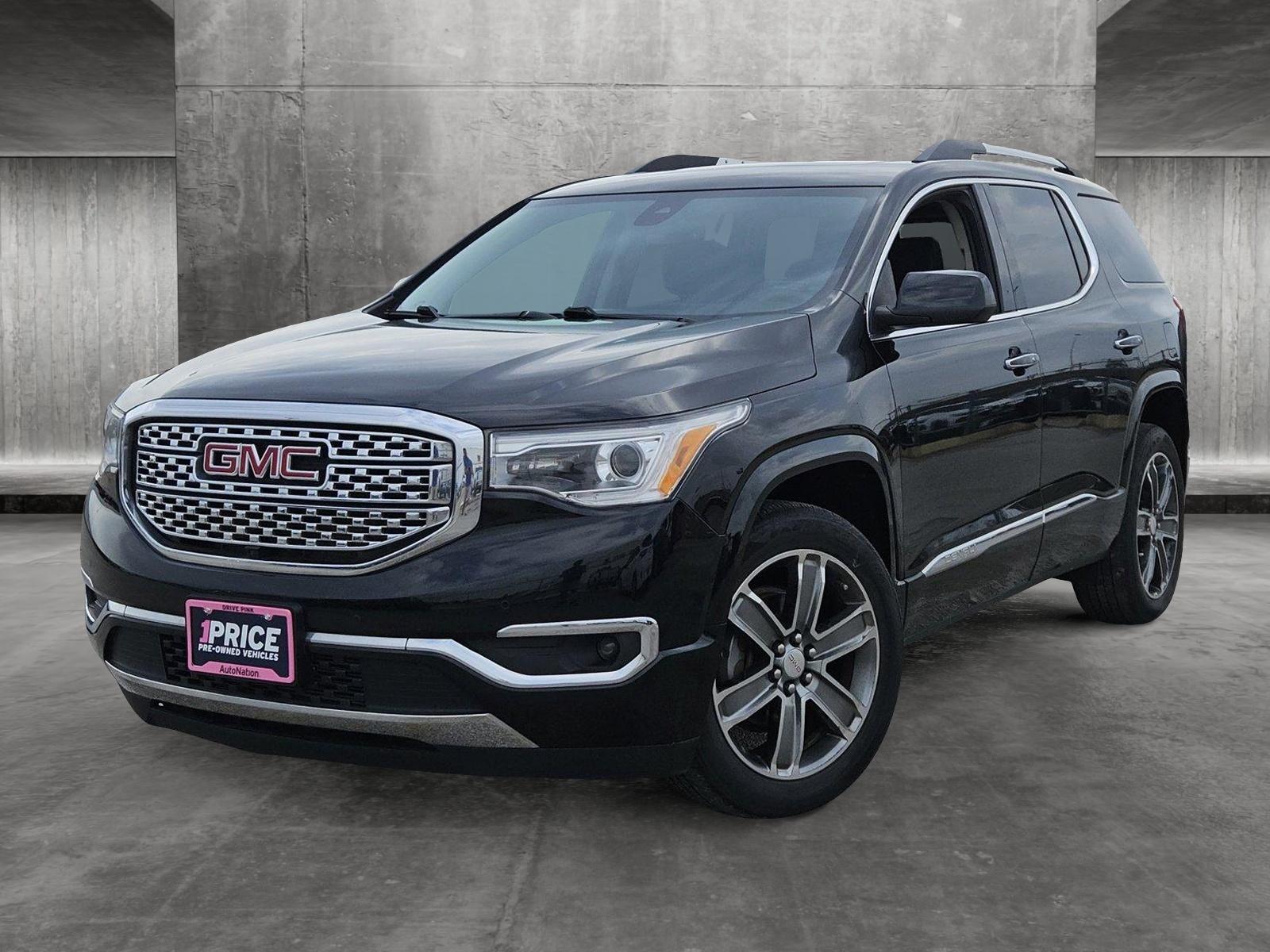 2017 GMC Acadia Vehicle Photo in NORTH RICHLAND HILLS, TX 76180-7199