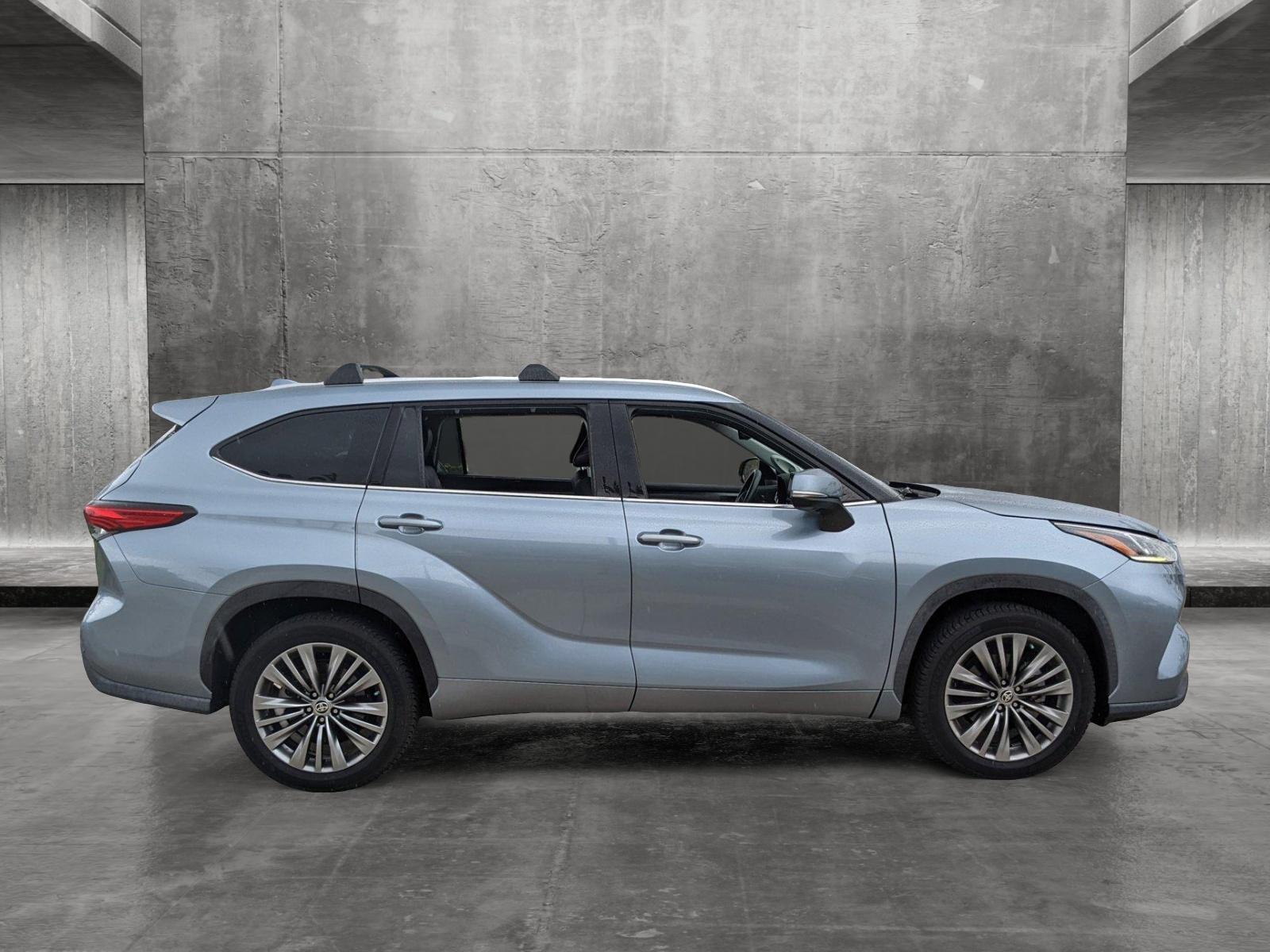 2020 Toyota Highlander Vehicle Photo in Davie, FL 33331