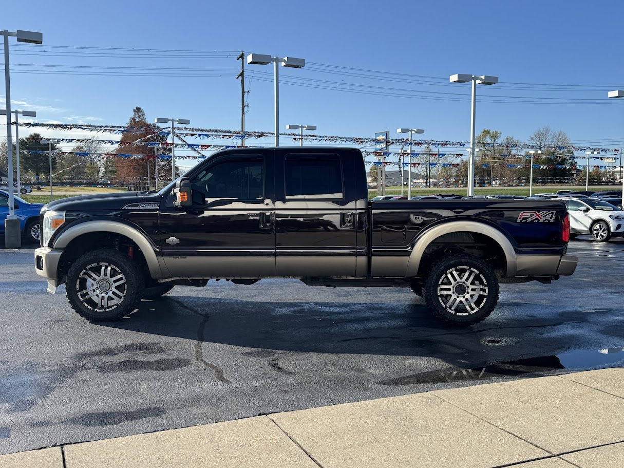 2013 Ford Super Duty F-250 SRW Vehicle Photo in BOONVILLE, IN 47601-9633