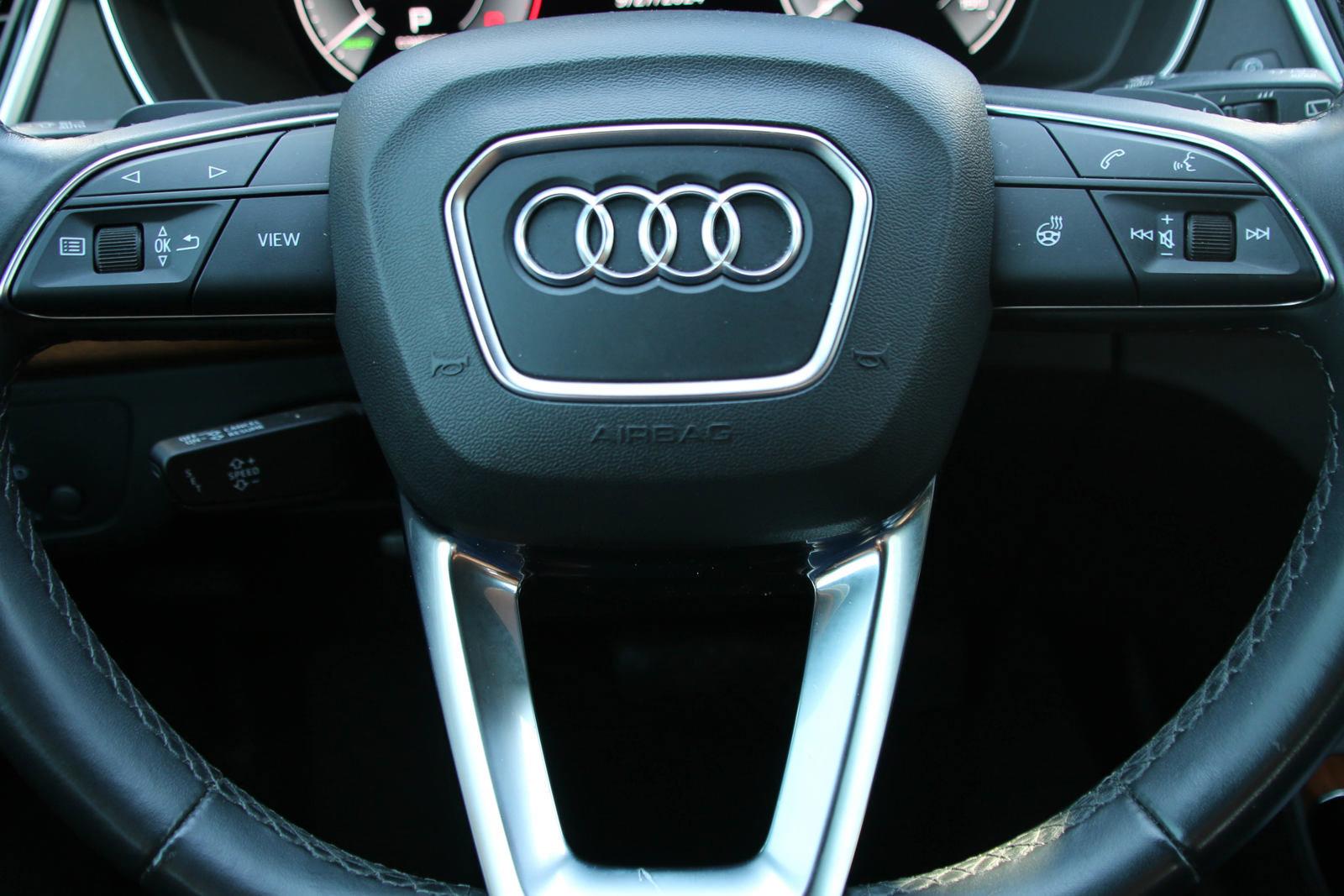 2022 Audi Q5 Vehicle Photo in SUGAR LAND, TX 77478