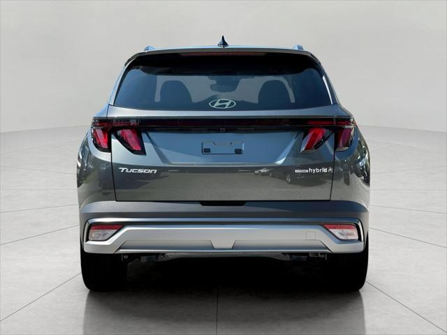 2025 Hyundai TUCSON Hybrid Vehicle Photo in Green Bay, WI 54304