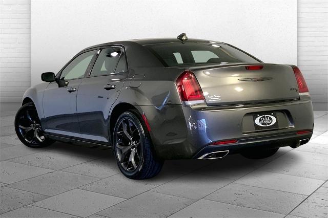 2023 Chrysler 300 Vehicle Photo in Kansas City, MO 64114