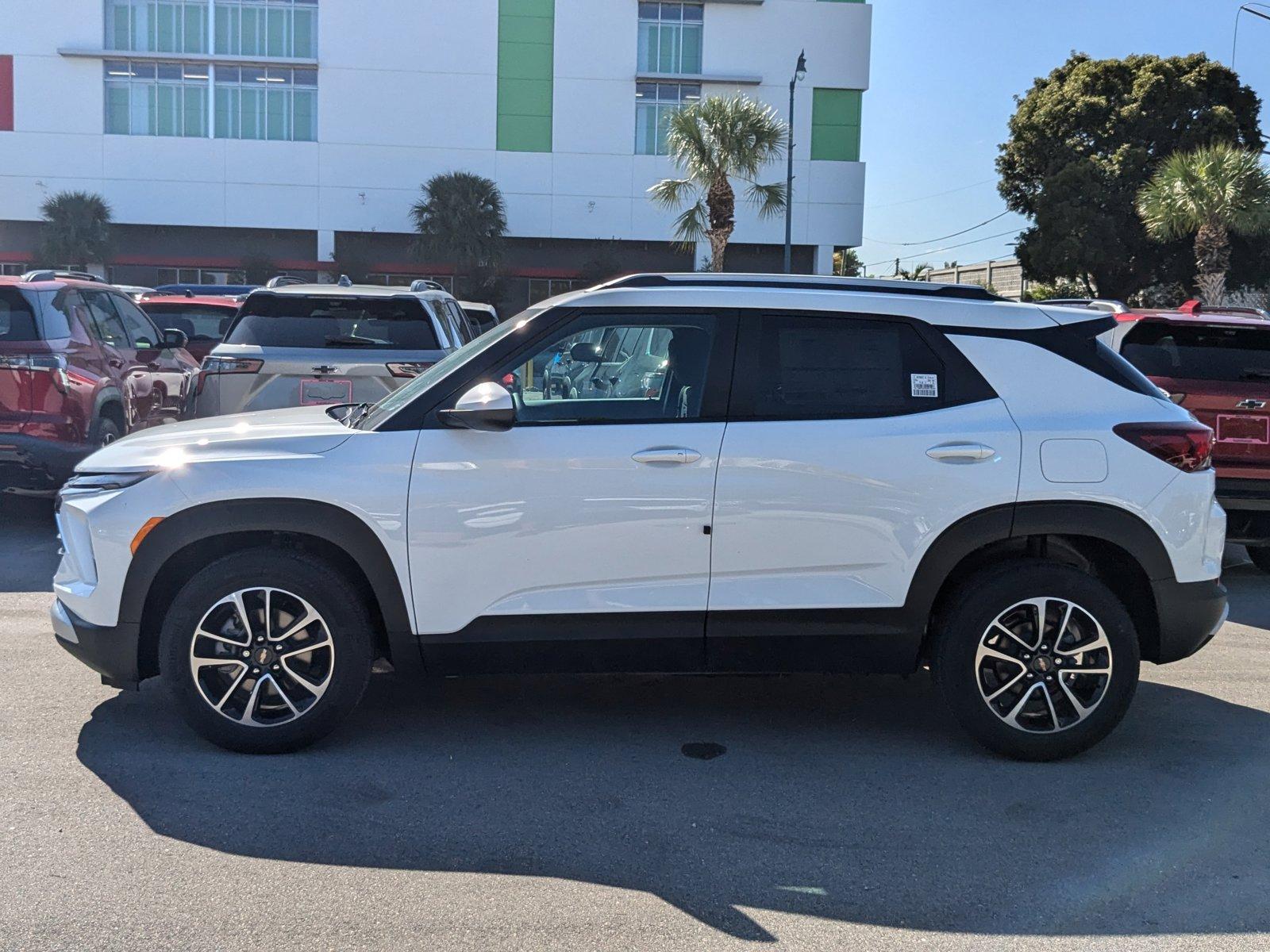 2025 Chevrolet Trailblazer Vehicle Photo in MIAMI, FL 33134-2699