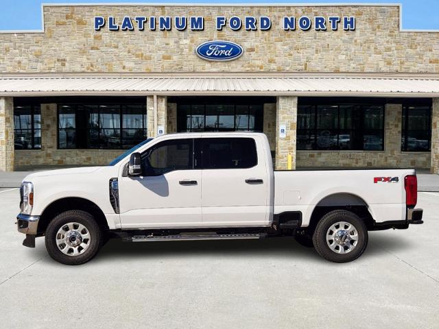 2024 Ford Super Duty F-250 SRW Vehicle Photo in Pilot Point, TX 76258