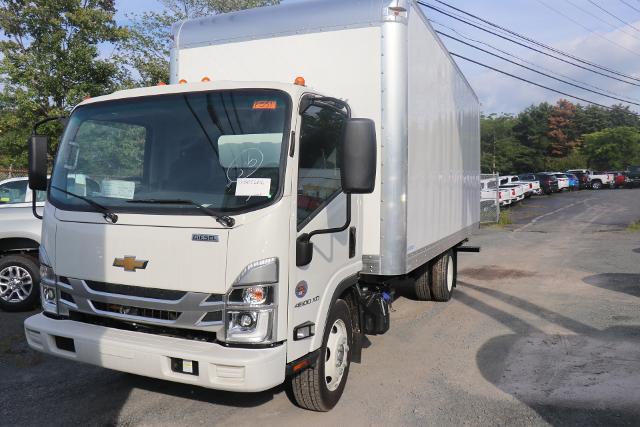 2023 Chevrolet Low Cab Forward 4500 XD Vehicle Photo in MONTICELLO, NY 12701-3853