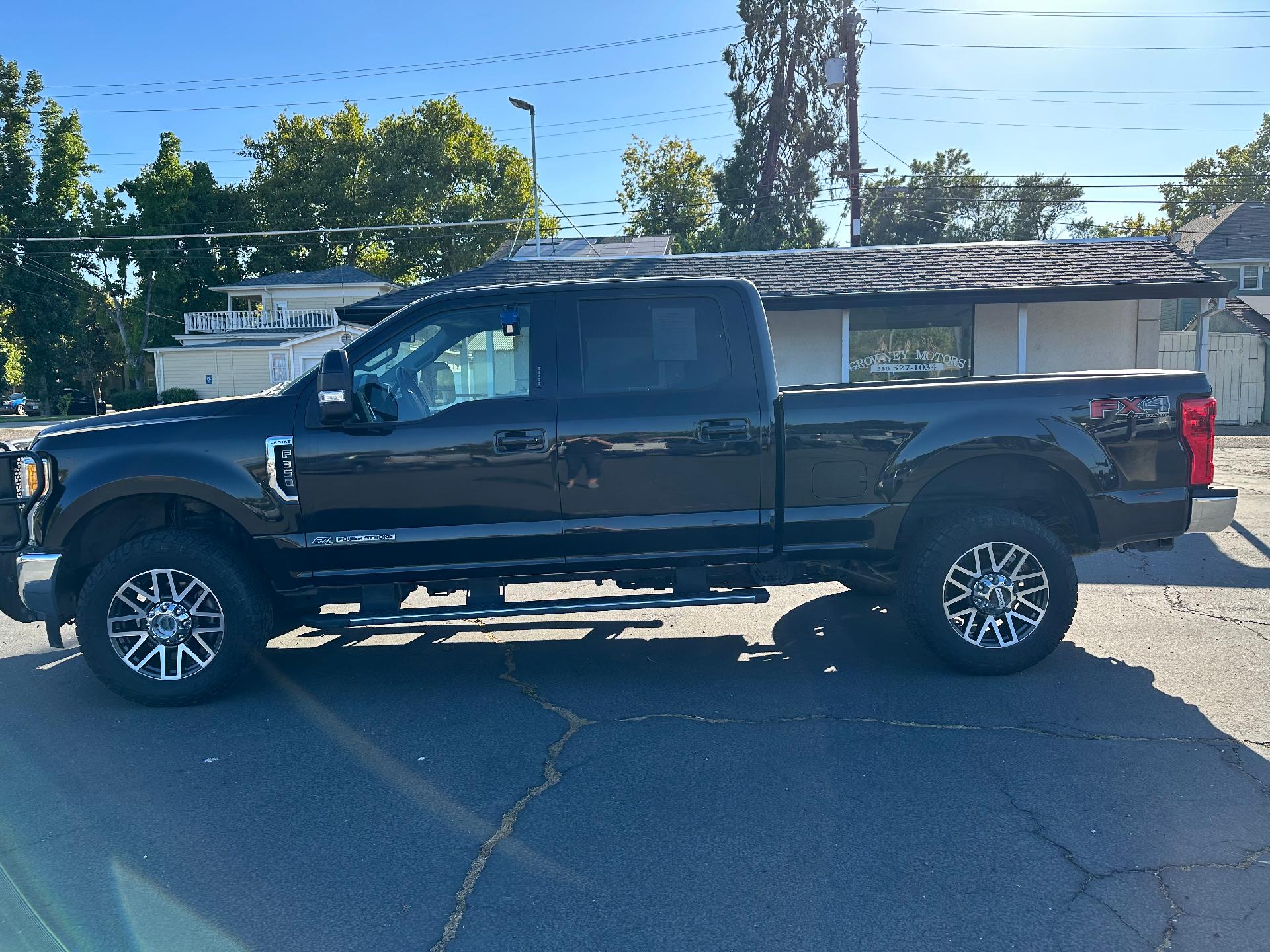 Used 2017 Ford F-350 Super Duty Lariat with VIN 1FT8W3BT2HEC58884 for sale in Red Bluff, CA