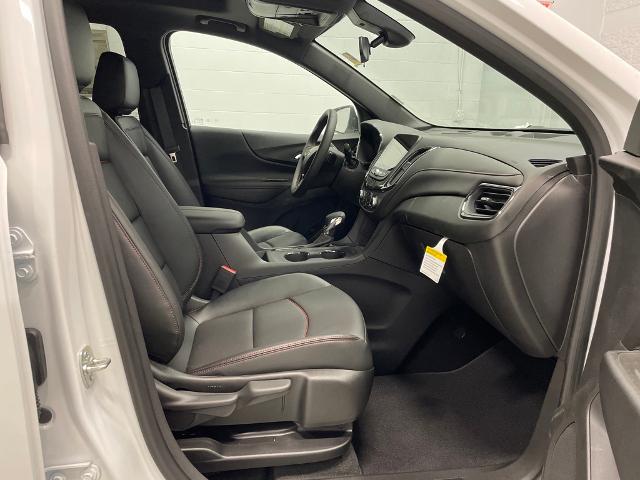 2024 Chevrolet Equinox Vehicle Photo in ROGERS, MN 55374-9422