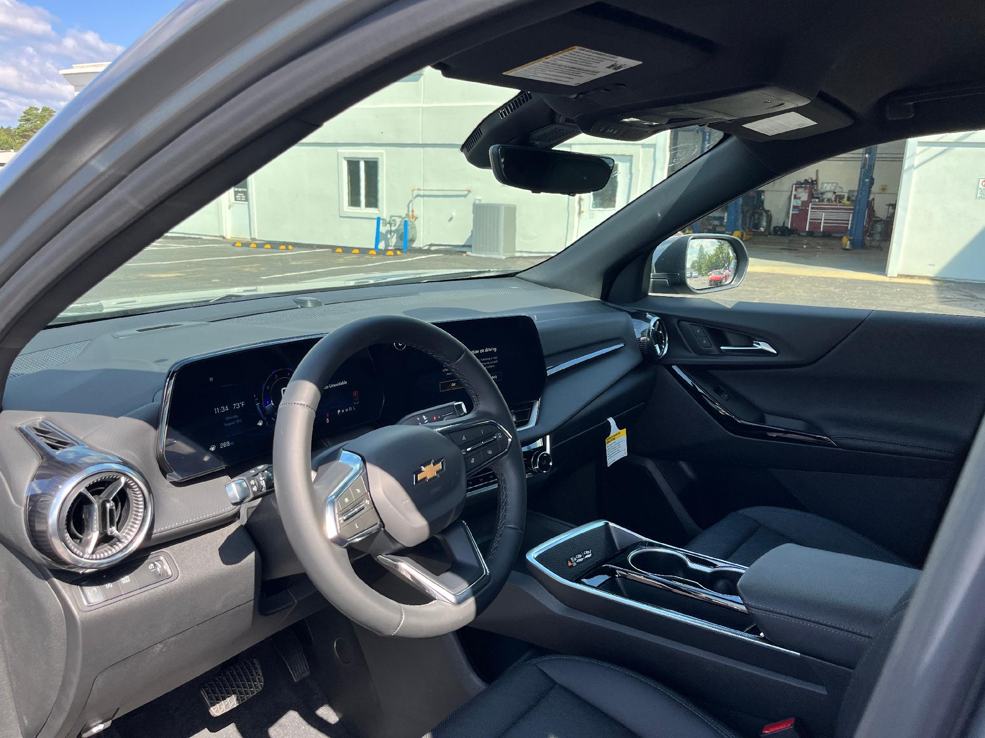 2025 Chevrolet Equinox Vehicle Photo in CLARE, MI 48617-9414