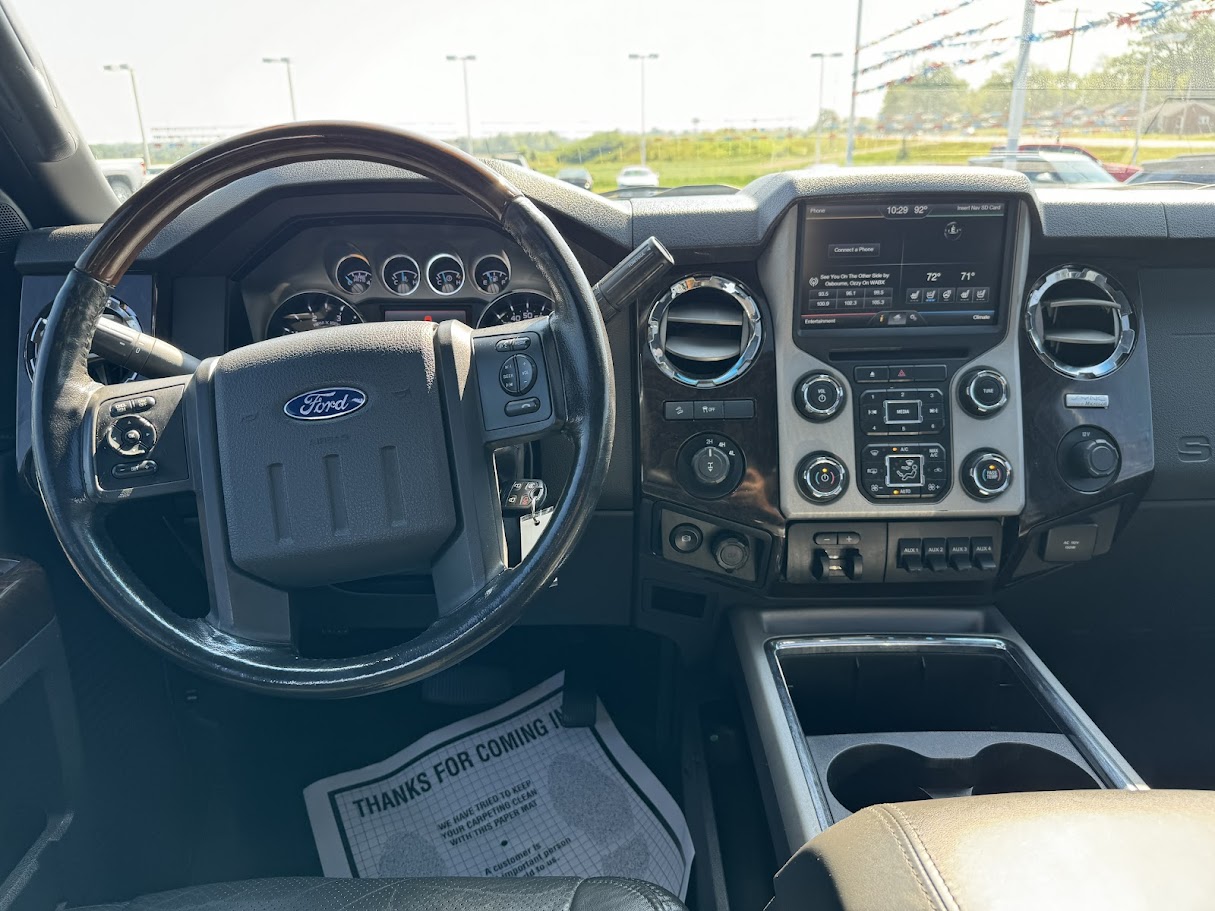 2015 Ford Super Duty F-250 SRW Vehicle Photo in BOONVILLE, IN 47601-9633