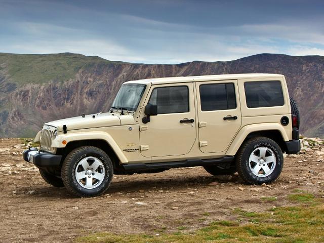 2011 Jeep Wrangler Unlimited Vehicle Photo in PUYALLUP, WA 98371-4149