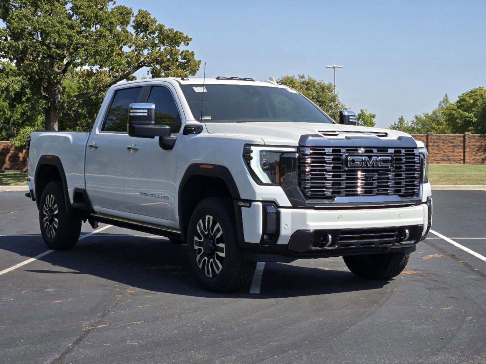 2024 GMC Sierra 2500 HD Vehicle Photo in DALLAS, TX 75209-3016