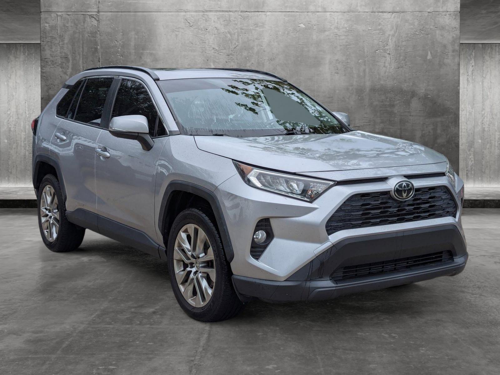 2020 Toyota RAV4 Vehicle Photo in Pembroke Pines , FL 33027