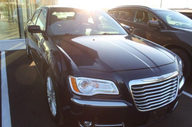 2014 Chrysler 300 Vehicle Photo in Green Bay, WI 54304