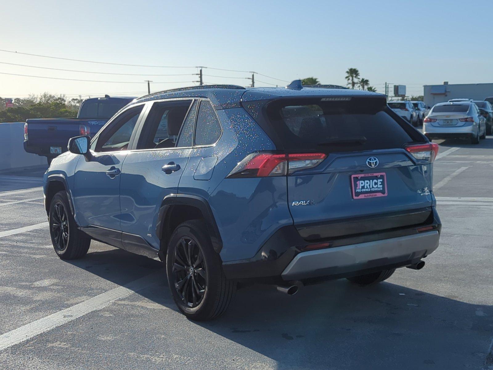 2022 Toyota RAV4 Vehicle Photo in Ft. Myers, FL 33907