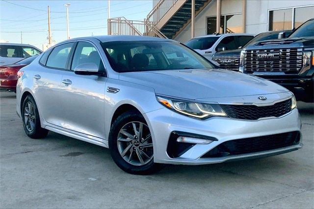 2020 Kia Optima Vehicle Photo in TOPEKA, KS 66609-0000