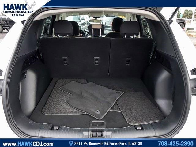 2022 Ford Escape Vehicle Photo in Saint Charles, IL 60174