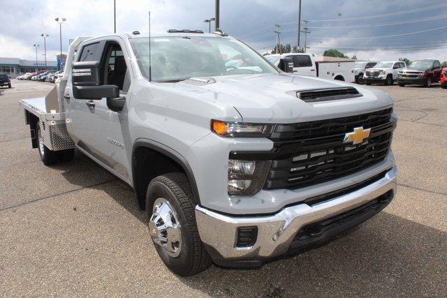 2024 Chevrolet Silverado 3500 HD Chassis Cab Vehicle Photo in SAINT CLAIRSVILLE, OH 43950-8512