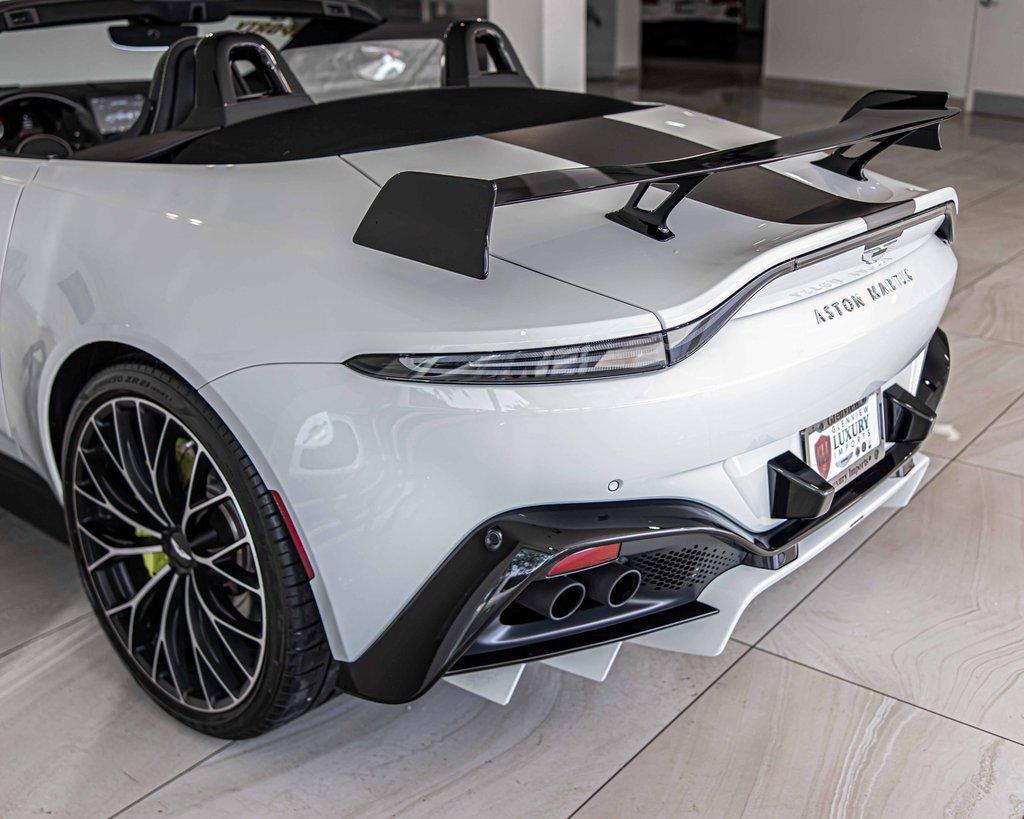 2023 Aston Martin Vantage Vehicle Photo in Plainfield, IL 60586