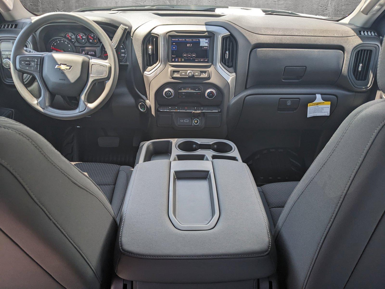 2025 Chevrolet Silverado 1500 Vehicle Photo in MIAMI, FL 33172-3015